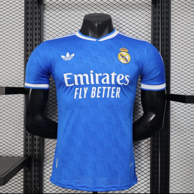 DTS – MAILLOT  
REAL MADRID a Bamako Mali