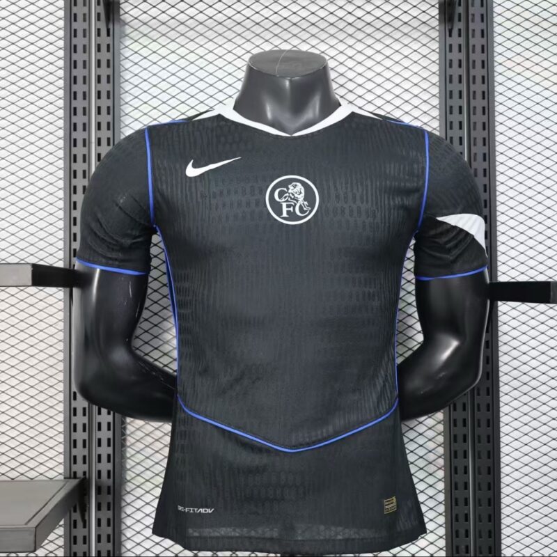 DTS – MAILLOT  
Chelsea a Bamako Mali
