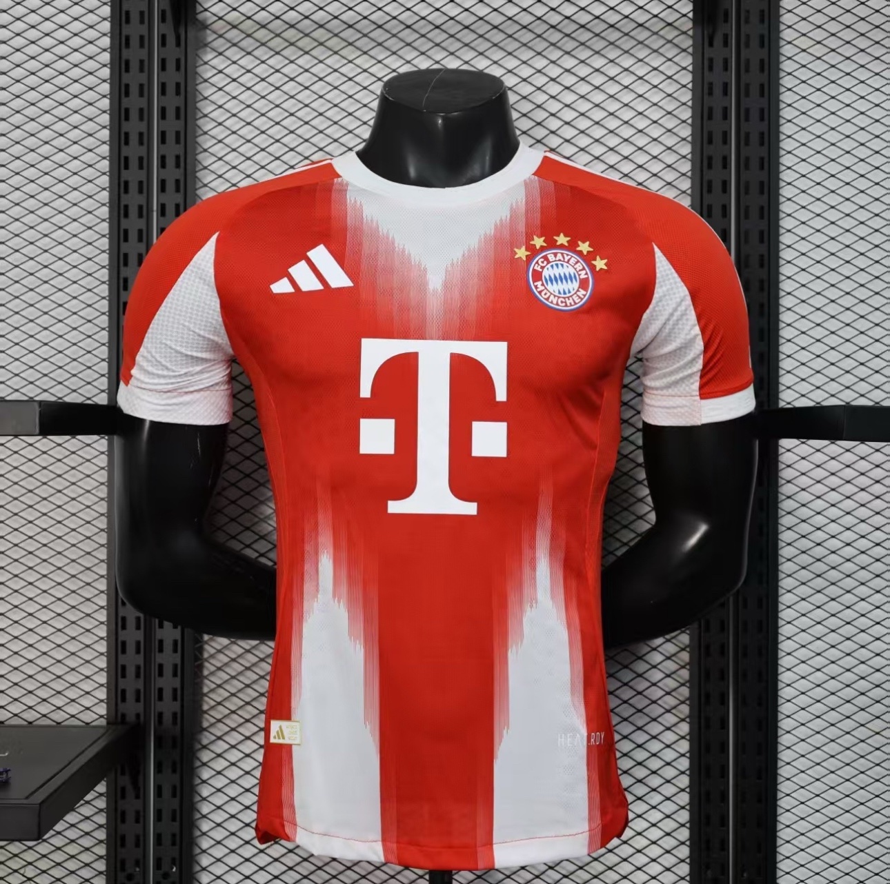 DTS – MAILLOT BAYERN 2025 a Bamako Mali