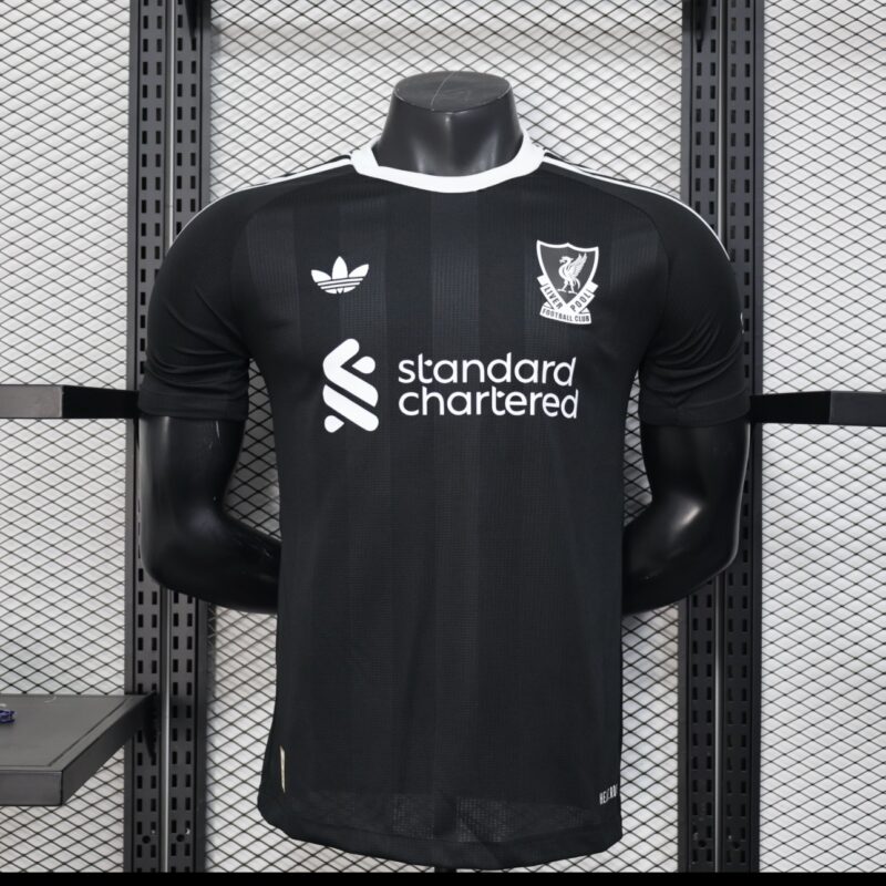 DTS – MAILLOT 
LIVERPOOL a Bamako Mali
