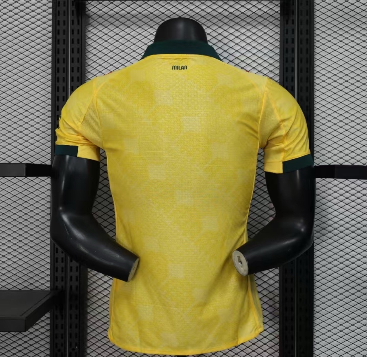 DTS – MAILLOT
AC MILAN a Bamako Mali – Image 2