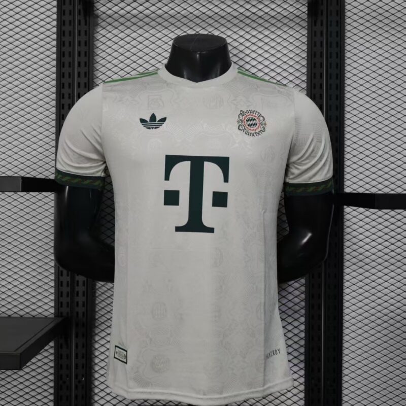 DTS – MAILLOT  BAYERN a Bamako Mali