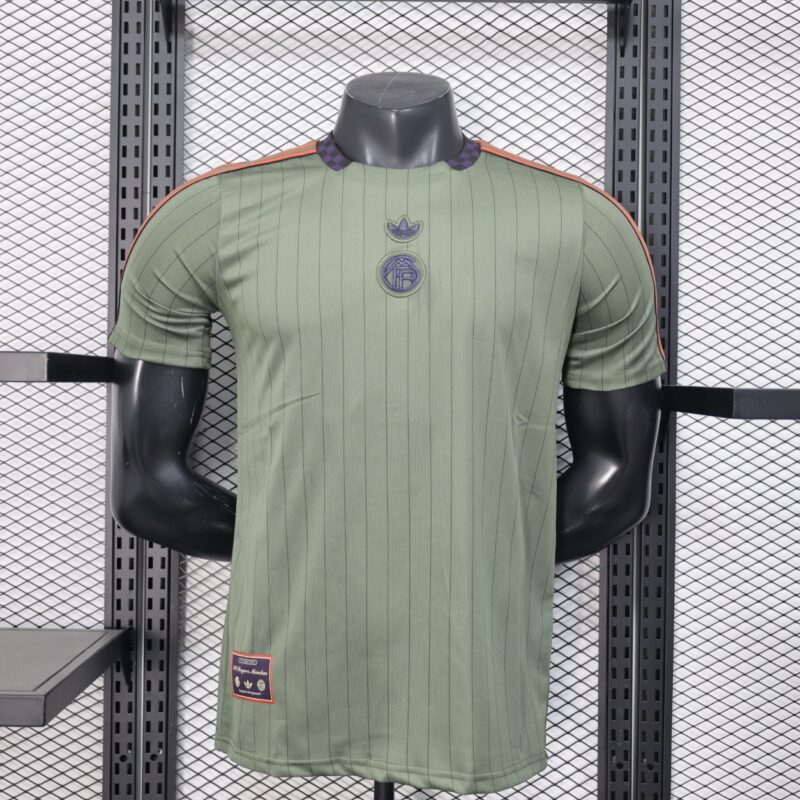 DTS – MAILLOT
BAYERN a Bamako Mali